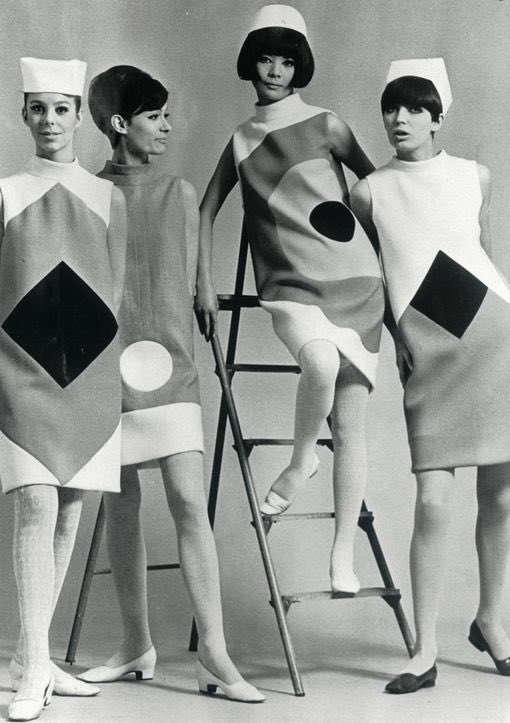 histoiresdemode's tweet photo. Le couturier Pierre Cardin (1922-2020) est mort. https://t.co/egH7p0vJY9