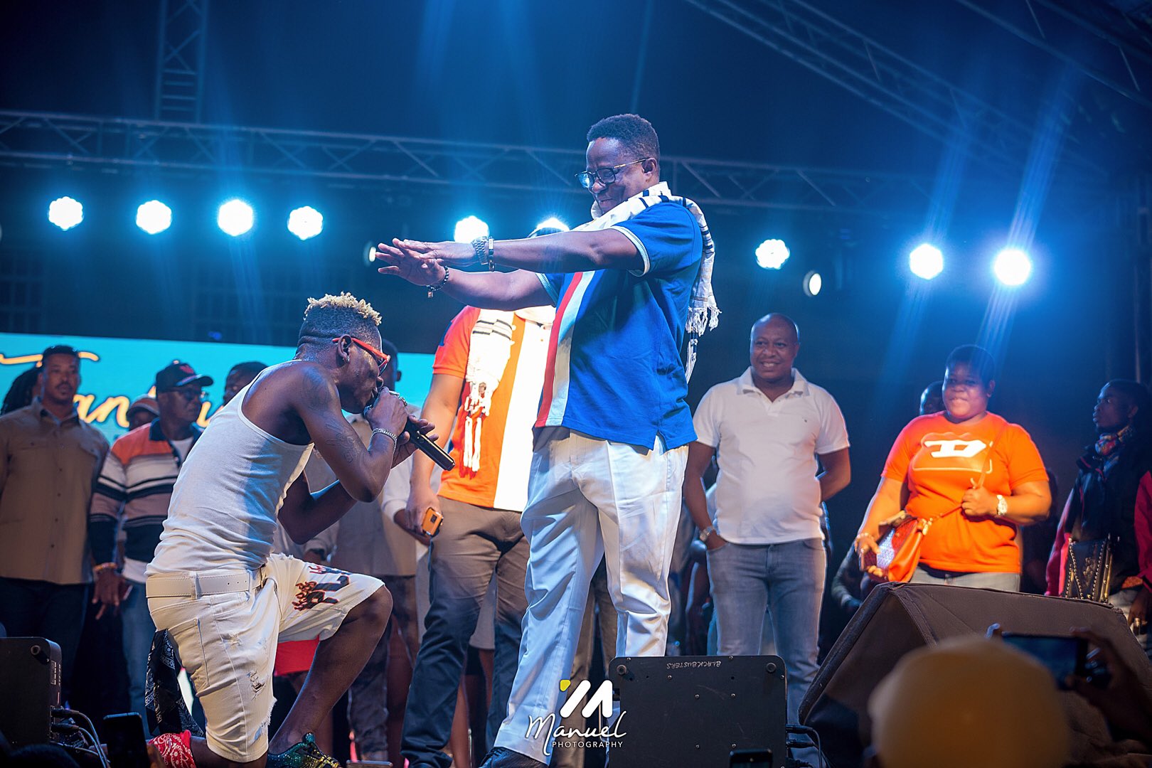 Hohoe: Shatta Wale draws mammoth crowd at Peter Amewu's victory concert