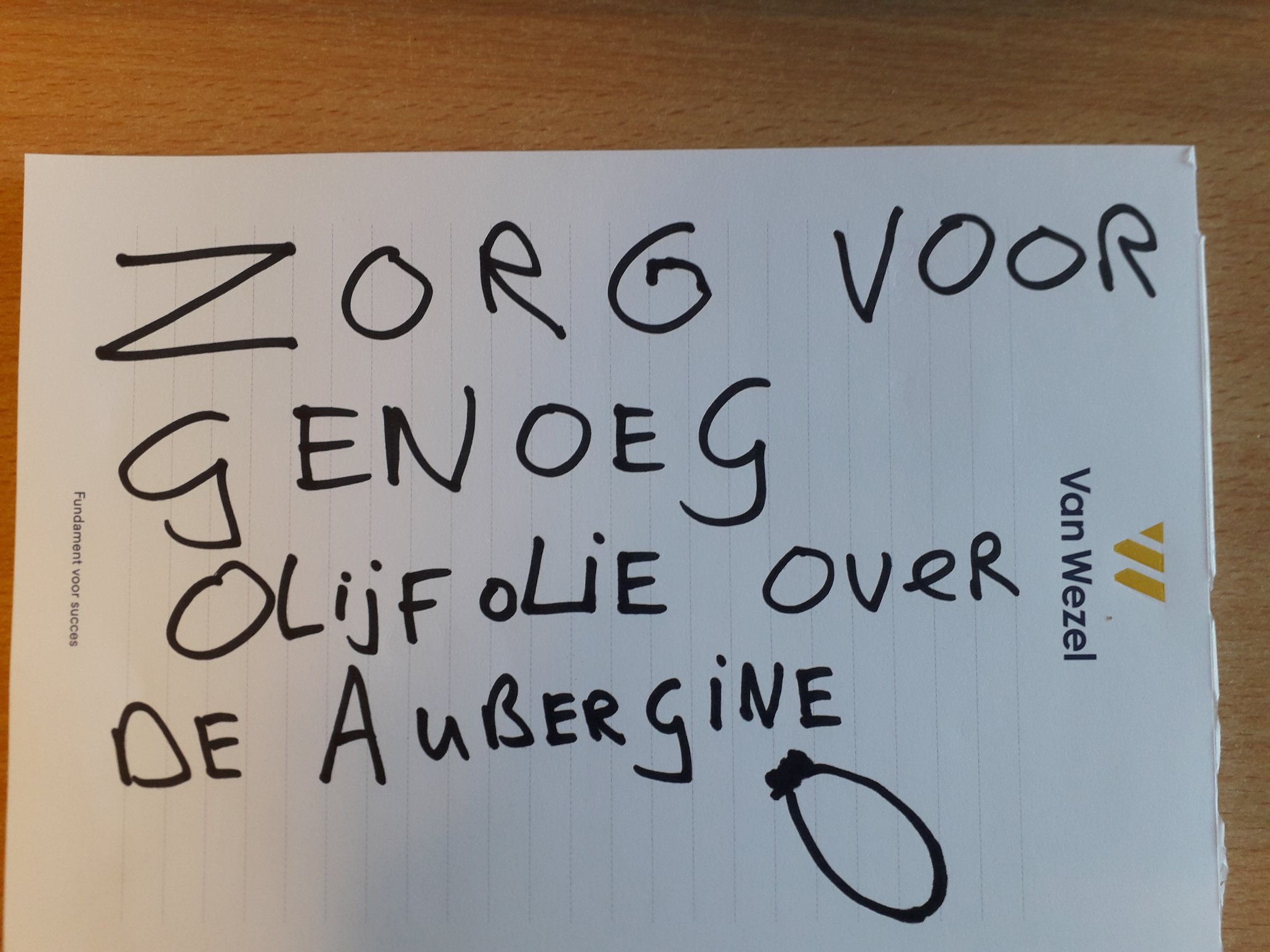 EqZ32SzW8AsU-sw?format=jpg&name=4096x4096