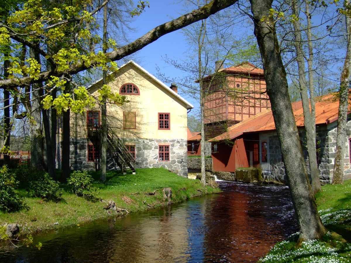 Early industry in Sweden was dominated by the bruk, a mill and a village inhabited by its workers, both owned by the same man.Essentially an industrial form of serfdom, the workers were tied to the job, looked after by a paternalistic owner.