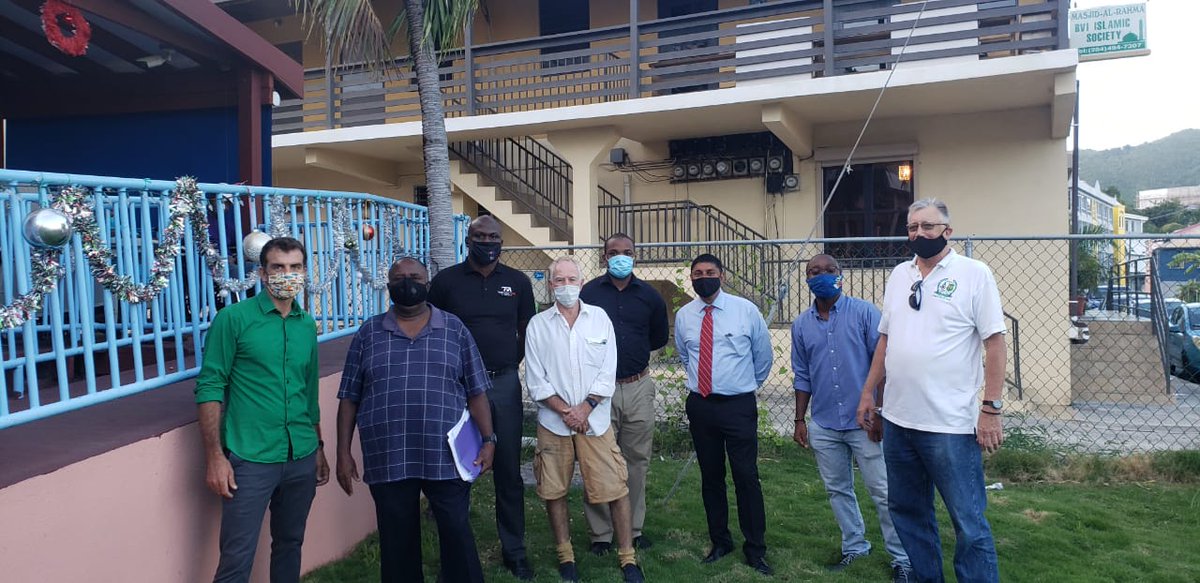 dglbec's tweet photo. WBro Marc Downing (WM) and Brethren of St Ursulaβs Lodge No. 8952 (Tortola) at the Adina Donovan Home for the Elderly singing Christmas carols and making its annual donation. December 21, 2020.
#Freemasonry
#Masons
#Charity
#dglbec
#Tortola #BVI https://t.co/dyaGNgRWhc