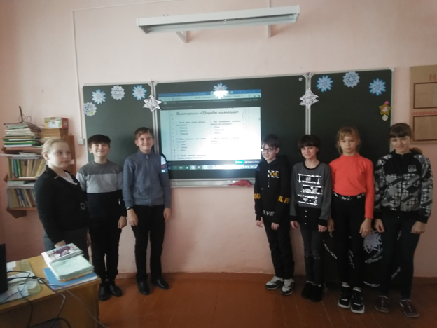 LadyBalanced's tweet photo. Здоровое и правильное питание – это одна из составляющих здорового образа жизни. Об этом в последнюю учебную не��елю уходящего года обучающиеся 1-5 классов разговаривали на классных часах. Ребята поняли, что быть здоровыми может каждый. Нужно только очень захотеть. https://t.co/Rec5TsrZTf