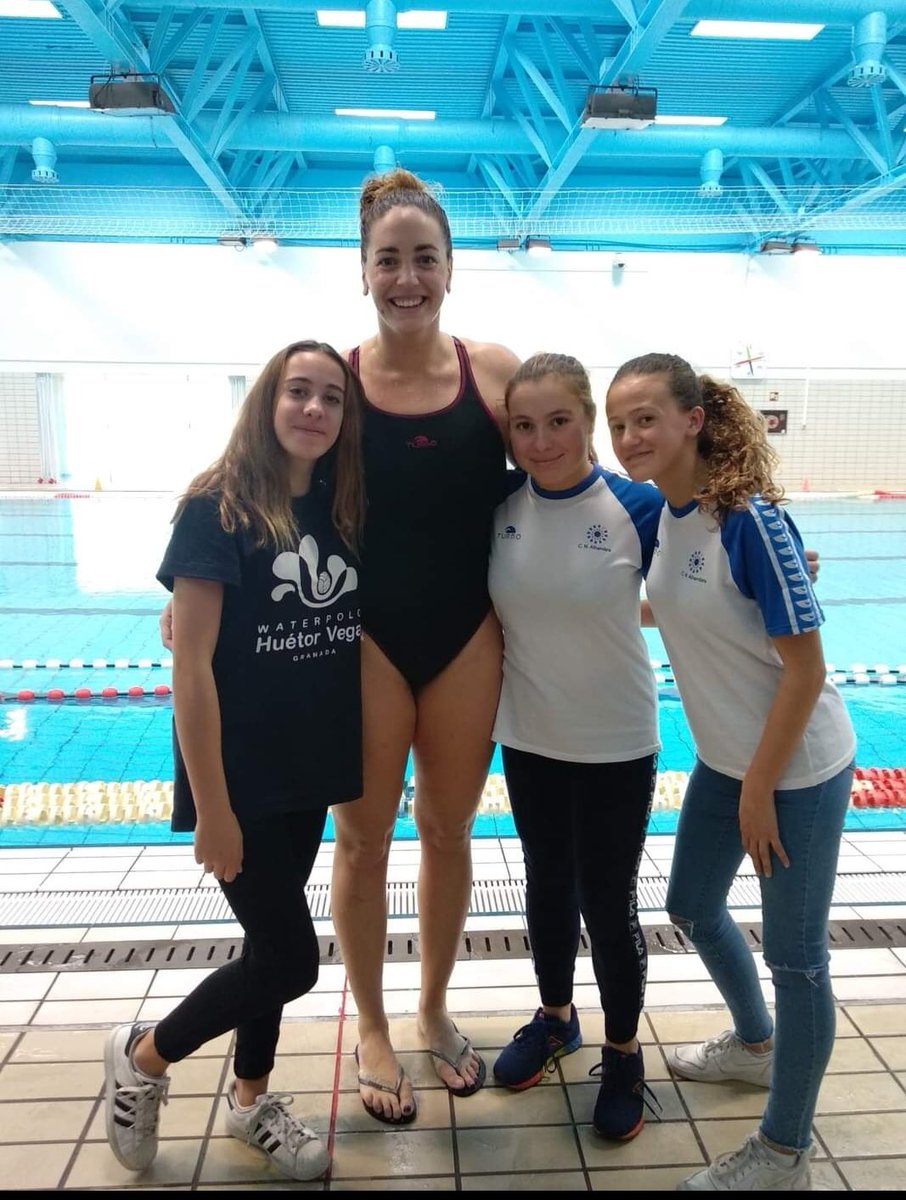 CN_Alhambra's tweet photo. Hoy como en años anteriores volveremos a animaros y daros nuestro apoyo para vuestros proyectos @SpainWpFem siempre deseando lo mejor para vosotras.
Sois 💯y os lo merecéis 
Jugáis partido preparatorio vs #Grecia y allí estaremos💪🏽💪🏽 https://t.co/kqPGzIRrpN