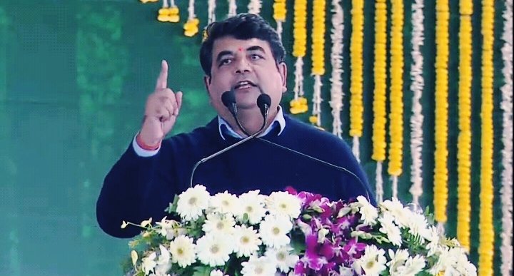 INCJharkhand's tweet photo. मोरहाबादी मैदान में आयोजित राज्यस्तरीय समारोह में विभिन्न विभागों की कल्याणकारी योजनाओं का शिलान्यास और उदघाटन करते हुए मुख्यमंत्री श्री हेमंत सोरेन जी, झारखंड प्रभारी श्री आरपीन सिंह जी, प्रदेश अध्यक्ष डॉ रामेश्वर उरांव जी एवं सम्मानित अतिथिगण।

@SinghRPN @HemantSorenJMM https://t.co/QK4ZGC8sUN