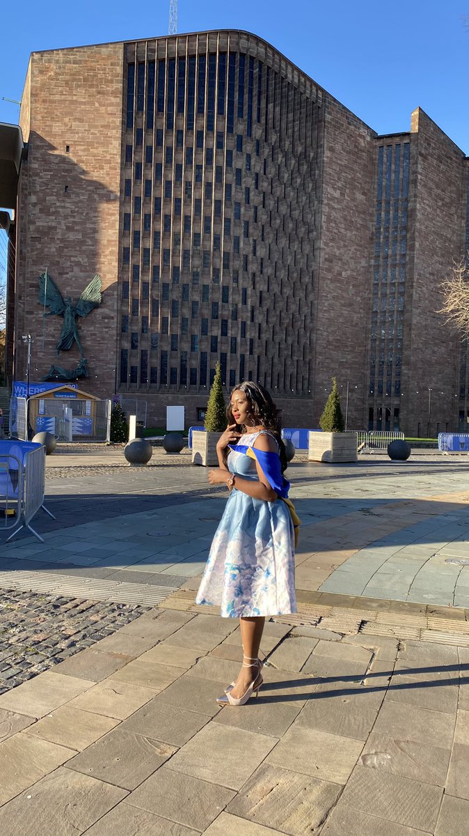 naiynah's tweet photo. MSc in the bag 🎉🥳🎉. 

A DEGREE hotter in 2020 https://t.co/rvwETpyQ7P