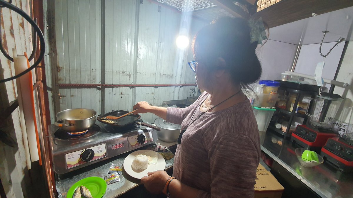 JmPVillanueva's tweet image. Parating na &apos;yung Volt In Box ko. Ako eto, tuyo-itlog muna haha #tipidmode 🤣🤣