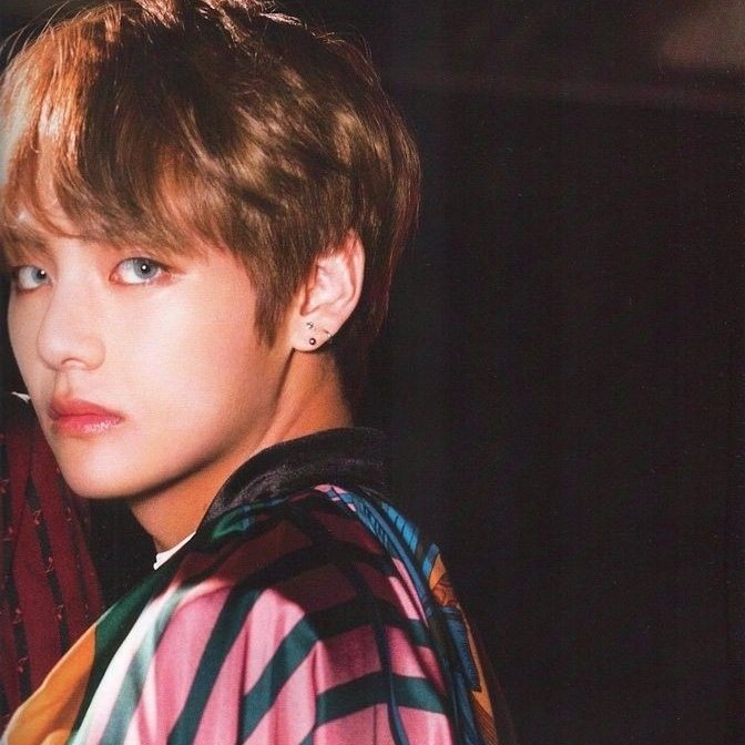  #TAEHYUNG dazzling eyes ~~ a astounding thread ~~