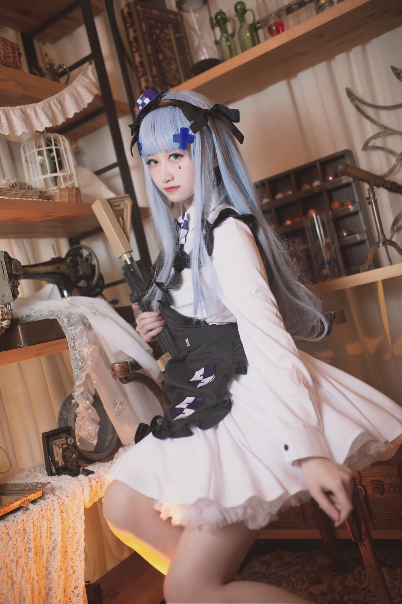 画像,HK416   　　　♚黒猫の贈り物♚カメラ:亜紀さん(＠Akika_70 )＃ドルフロ #ドールズフロントライン ＃少女前線 #コスプレ https://t.…