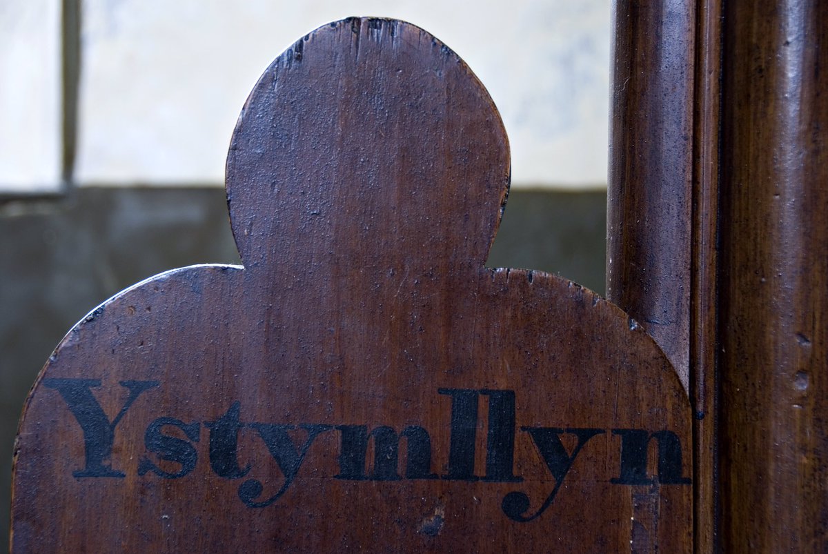 He is taken far from his home, far from everything and everyone he knows. Eventually, he arrives in Ynyscynhaiarn, Gwynedd to work for the Wynne family. We don’t know what name his parents had given him, but the Wynnes named him ‘John Ystumllyn’ after their estate.2/8