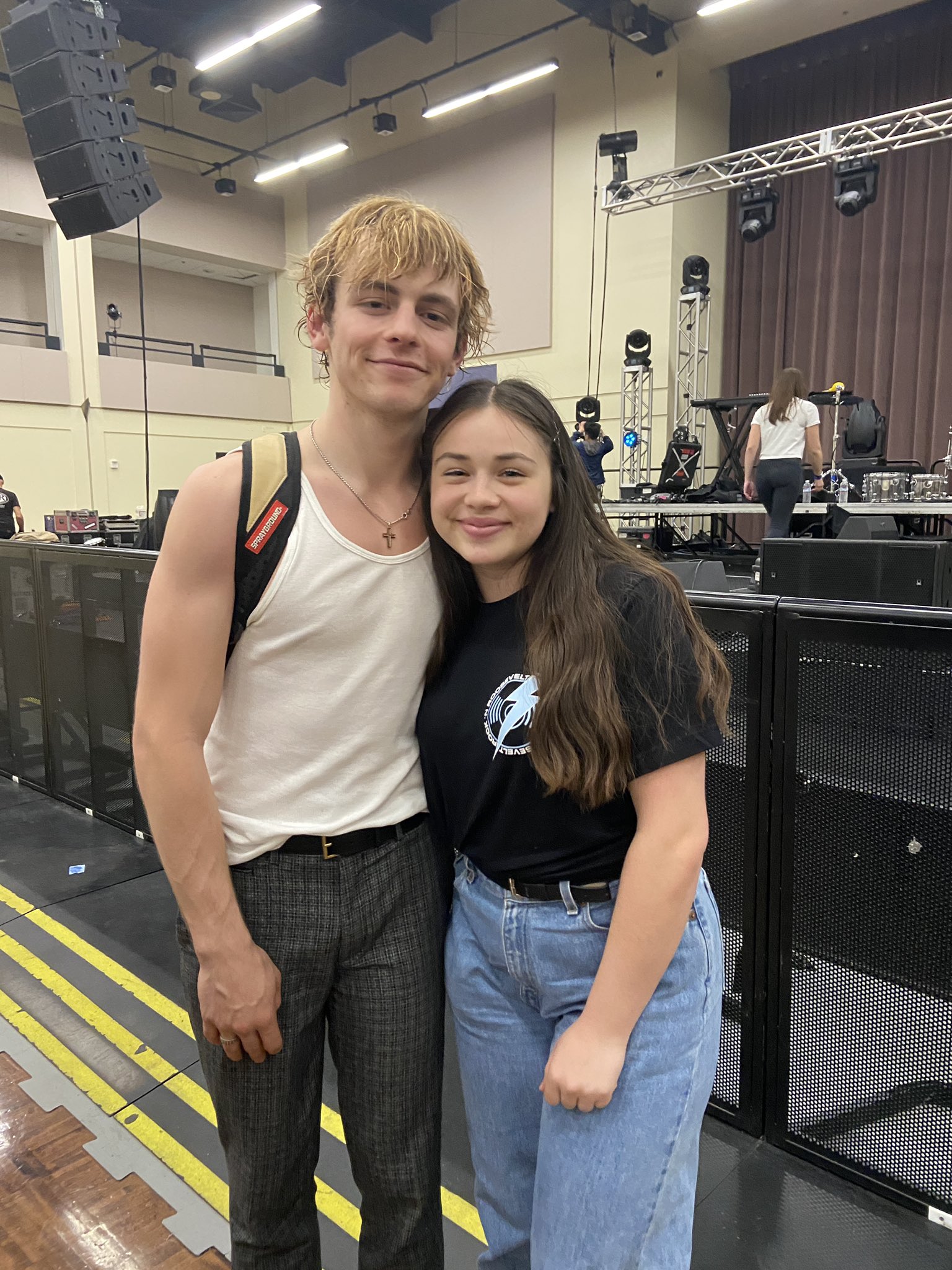 Happy birthday ross lynch i miss us 