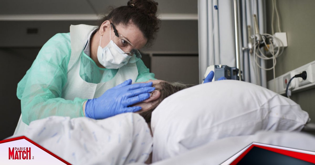 ParisMatchBe's tweet image. « Ma pratique des soins palliatifs m’a fait grandir. En tant qu’infirmière, mais aussi en tant que personne » bit.ly/3pwdzr1 #CHwapi #Tournai #Wallonie #hopital #soinspalliatifs #infirmiere #covid19 #coronavirus #reportage #soins #parismatchbe