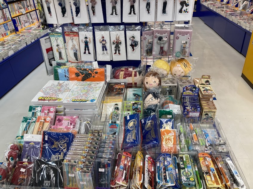 アニメイトアバンティ京都 キャラグッズ情報 僕のヒーローアカデミア グッズ大好評展開中はんなり クルトガ も入荷しているはんなりよ 是非アバンティ京都店のヒロアカコーナーにお越しくださいはんなり T Co Cyxgx0gmno Twitter