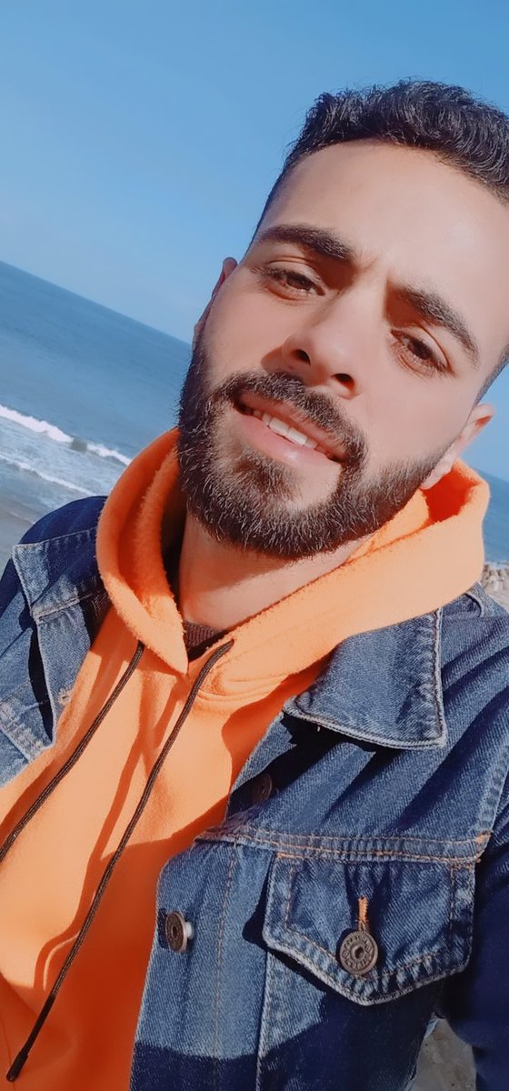 كان لازم بعد الي شوفتو ف 2020 ان اقعد ف مكان جميل زي كده واسيب فيه كل السلبيات الي موجوده جويا 😊
"اللهم عامًا يُغاثُ فيه الناسُ من أحزانهم وأمراضهم وعَثراتهم وأوجاع قلوبهم."🔱🤍