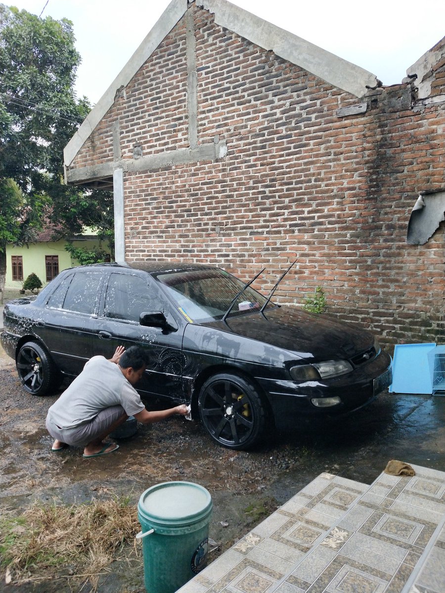 arqi2291's tweet photo. @Timor_er salam kenal semuanya. Musim hujan harus sering mandi. https://t.co/8AE6p2VkJy