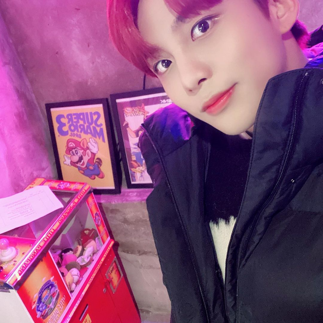 JonghoAr2's tweet photo. 201229 | إنستقرام 
▪︎
[📷]يوميات ايتيز 
هل وصلتكم امنية جونقهو لإسعاد الايتيني عبر JjongST🎤 مع الممثل كيم كانغهوون من مسلسل 'when the camellia blooms'؟ 

"جونقهو سوف يدعم الايتيني دائما، من الاجمل كالزهور تتفتح في هذا العالم؟" 
#DAILY_ATEEZ #ATEEZ #에이티즈 #종호 #JONGHO 

-HY https://t.co/7cHJVyT347
