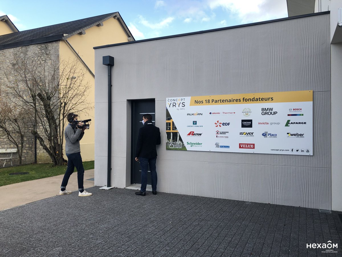 ConceptYRYS's tweet photo. Dans le cadre d’un #reportage consacré à la #domotique, un journaliste @France5tv s’est rendu au sein de notre Concept YRYS pour présenter l'étendue des possibilités de cette technologie innovante ! 

RDV le 5 janvier, dans la Quotidienne, pour voir le reportage ! https://t.co/527yGiPgc6