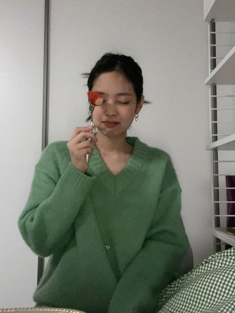 jennie (@jenniefeed) on Twitter photo 