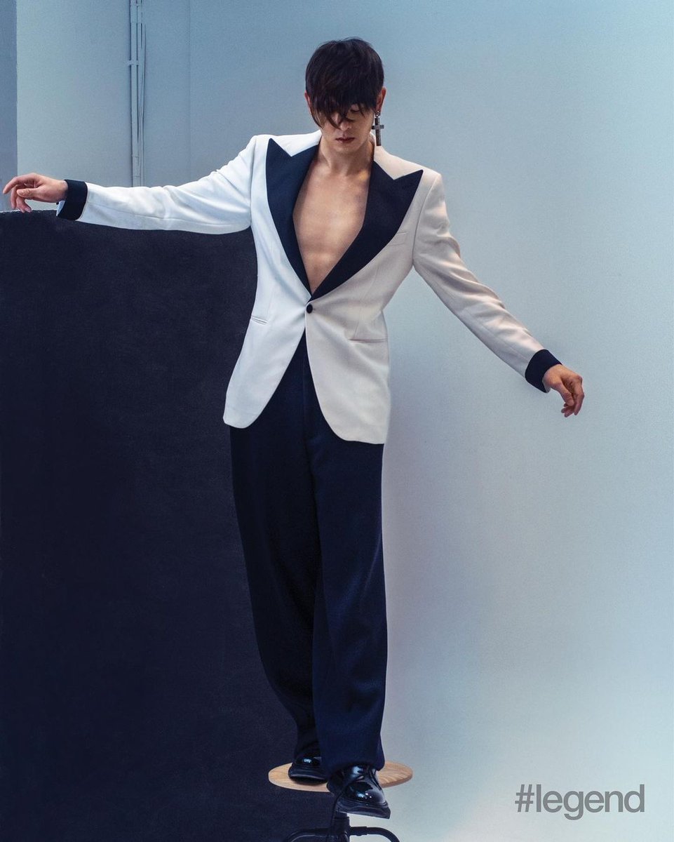 khunstar's tweet photo. #BrooksBrothersHK #MyBrooksBox #MomentsOfJoy
#Nichkhun #นิชคุณ https://t.co/9yis3t0Z6z