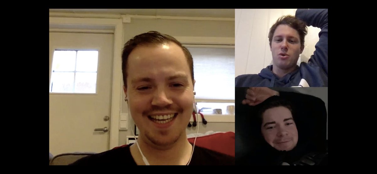 ballihatt's tweet photo. Episode 31 Surfbrett i kryssfinér er ute! Boxing Day, Football Manager og en knallhard evaluering av julemusikk🔥 

Apple Podcast: https://t.co/u4AHsRppMs

Spotify: https://t.co/1nfK1kAVtj

Nett: https://t.co/dWxgkwe1eM https://t.co/dTdRPzZQCa