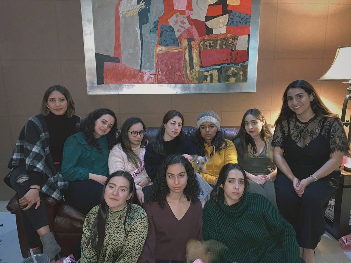aniluvazquezs's tweet photo. mis amigas haciendo caras mamonas 🥴🥴👀 #modoblogger https://t.co/0QHWyFlRx0