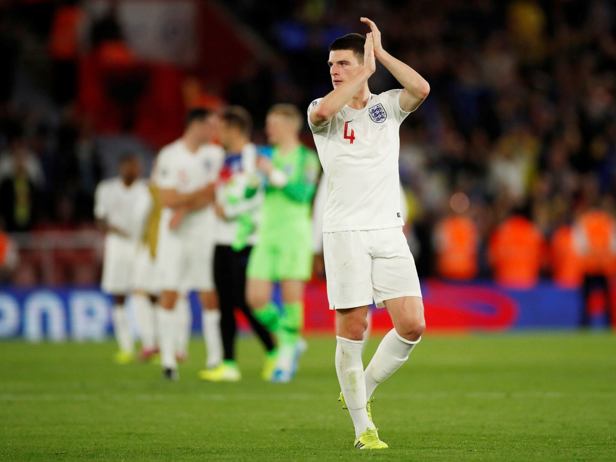 chriswrightzz's tweet photo. Certain players would have to go & I’m not saying he’s the answer to all our problems but Declan Rice hugely improves this Chelsea team.
Fight, determination & leadership? He has it all at just 21. A quality player offensively & defensively, starts every game. #BringDeclanHome https://t.co/wZhYdlJkcZ