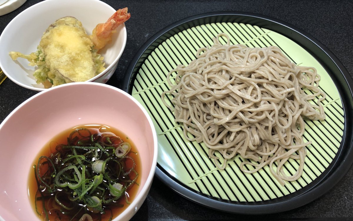 ほなちゃん ダイエット中 年越しそば 2種類食べました 美味しかった 21時をカウントダウンします ほなちゃん ダイエット中 年越しそば 2種類食べました 美味しかった 21時をカウントダウンします