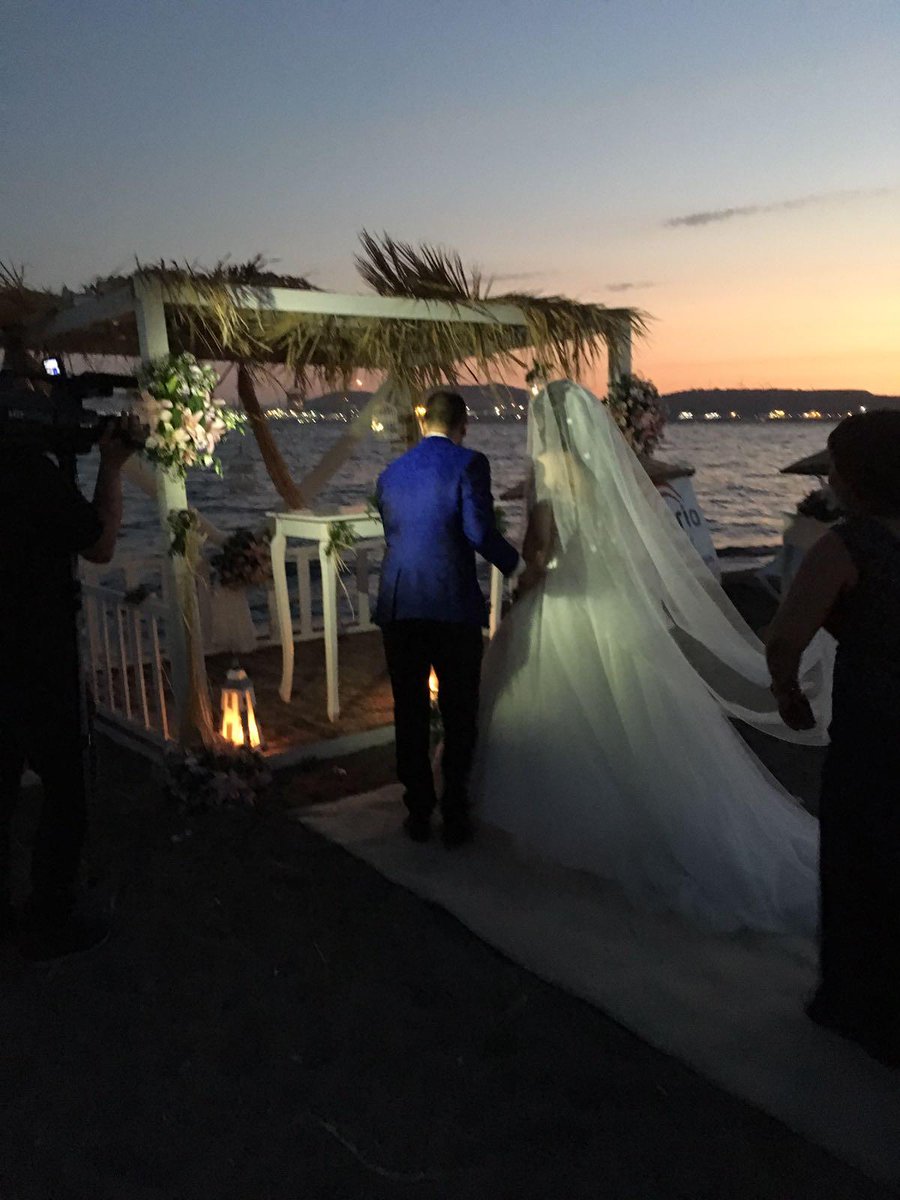 triodavet's tweet photo. #weddingplanning 
#weddingday 
#WEDDINGPHOTOGRAPHY 
#izmir
#organizasyon 
#davet
#triodavet 
#izmirorganizasyon
#yeniyıl https://t.co/kBoaT46eat