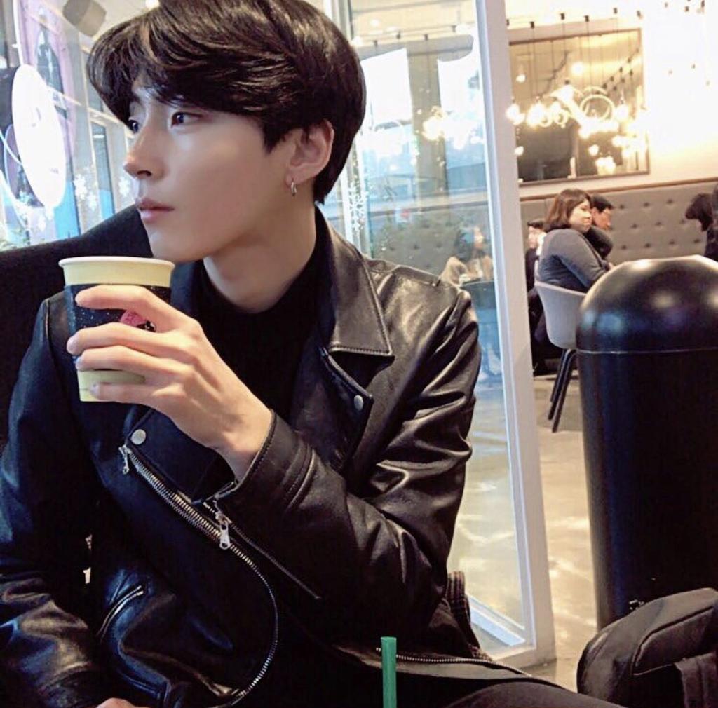 hwang inyeop being boyfriend material — a very important thread;