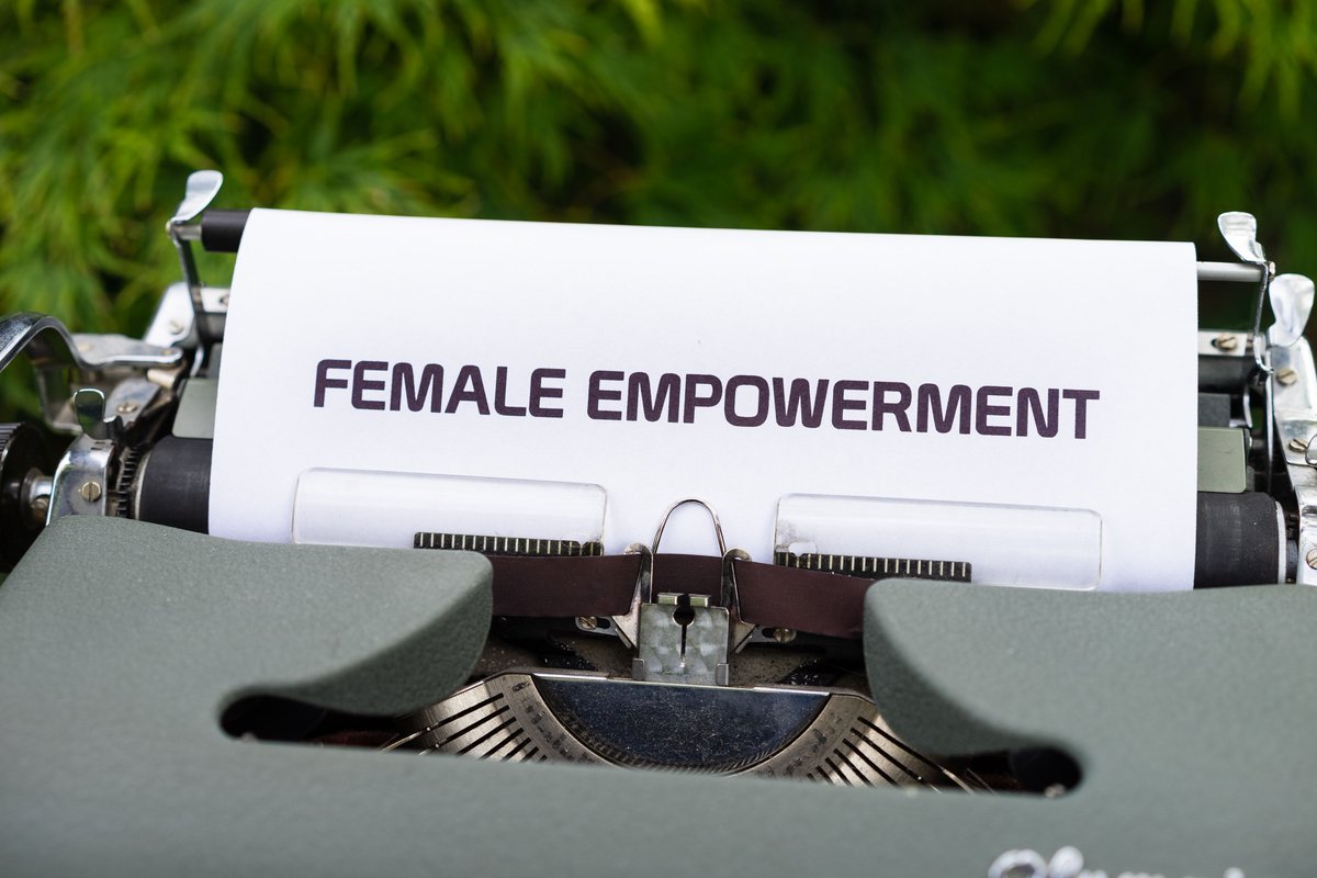 IMTA_Alumni's tweet photo. 😀Parlons Diversités avec IMTAA 
Le 5, 12 et 27 janvier à18h : La discrimination raciale au travail, le combat du plafond de verre - femmes &amp; IT, la recherche-action pour améliorer les conditions de vie des femmes au Bénin. 
Inscription: https://t.co/OOcfrfwp6m https://t.co/SkpaqHTXr4