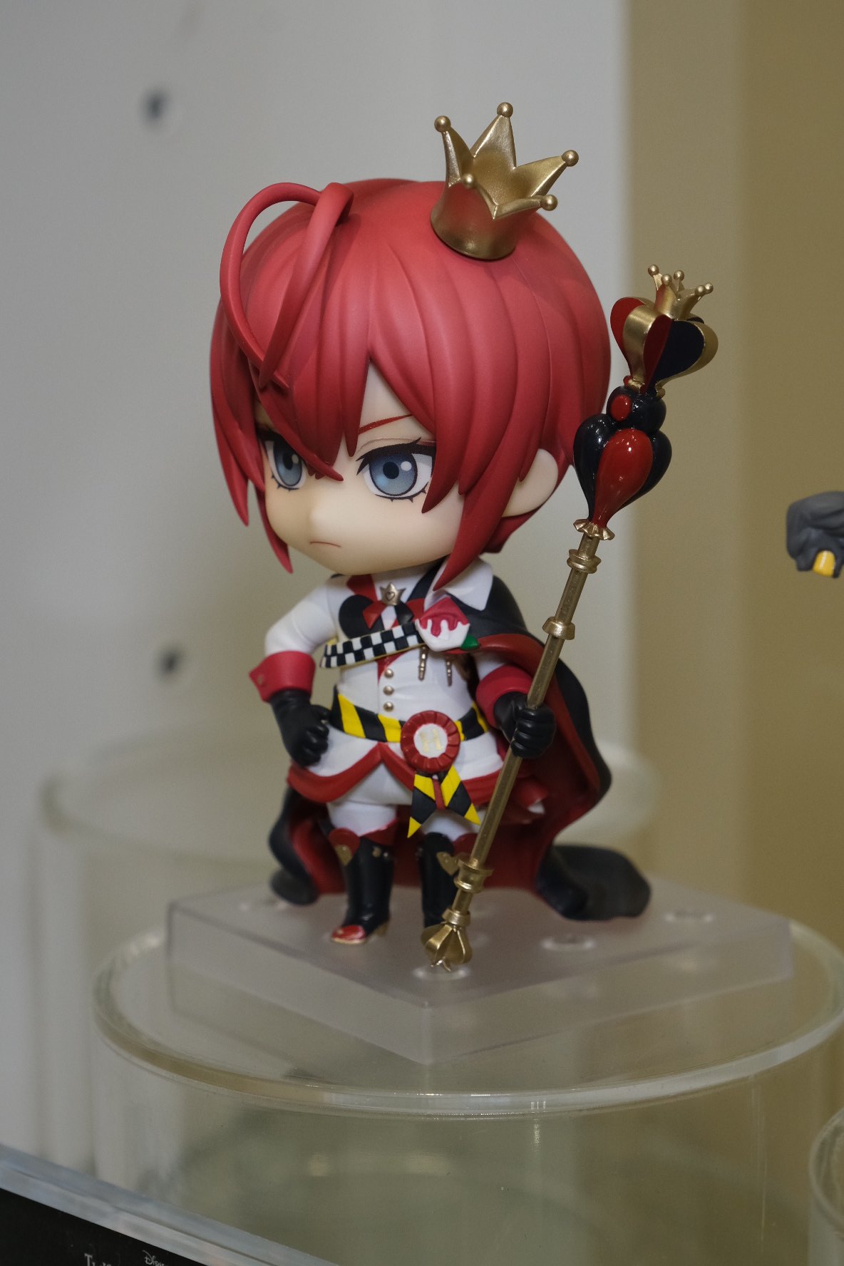 フィギュア展示 12 29の秋葉原フィギュア展示 その7 アニプレックスアンテナショップでの フィギュア展示 Aniplex ディズニー ツイステッドワンダーランド レオナ キングスカラー T Co Sndjbuwc0a Twitter