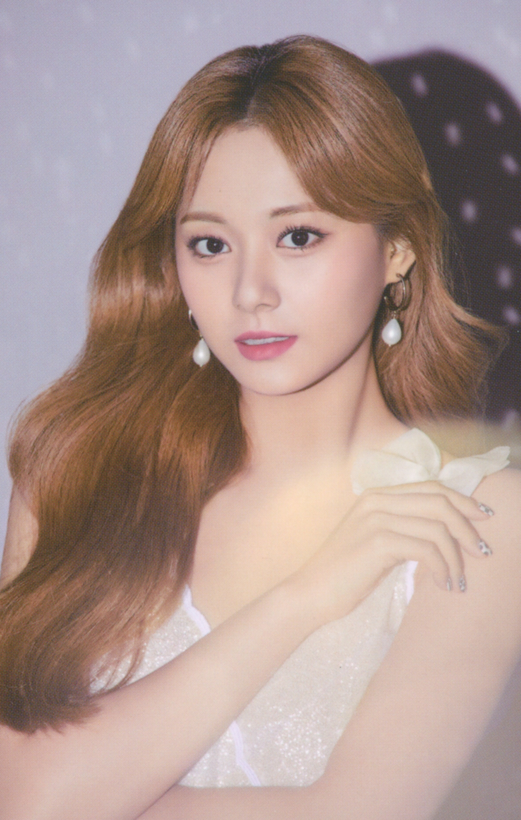 TWICE ツウィ　TZUYU aboutzu ONCE JAPAN ② abouTZU (Fly ver.) - Twice Official Store