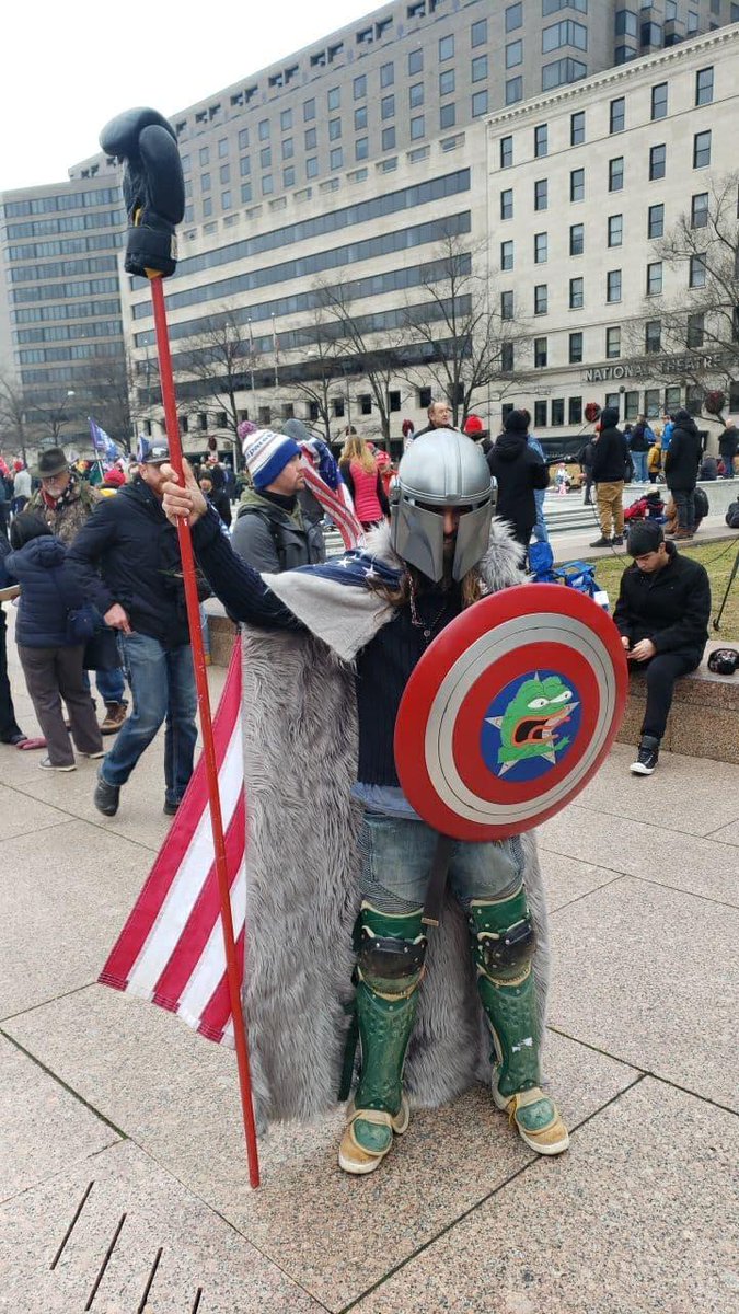 We've got photos coming out of Trump supporters in Washington already, including this guy https://t.co/C7abemXoVD