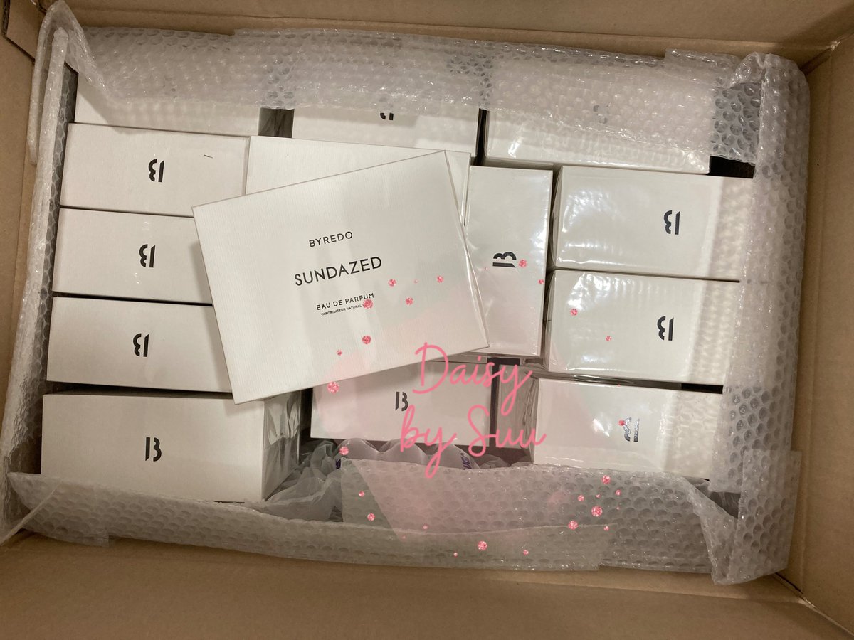 daisybysuu's tweet image. ของที่เข้าบ้านที่ฮ่องกงเมื่อวานงับ น้องจะถึงไทยสิ้นเดือนมกรานี้ค่าาา

กลุ่ม Line Open Chat 
line.me/ti/g2/yQDmWH3v…

#พร้อมส่ง #พรีออเดอร์ #ขายส่ง #ขายส่งคสอเกาหลี #HowtoPerfect #howtobeauty #wholesalecosmetics  #ของดีบอกต่อ #ของมันต้องมี #ไว้ขายของห้ามรีวิวโว้ยย