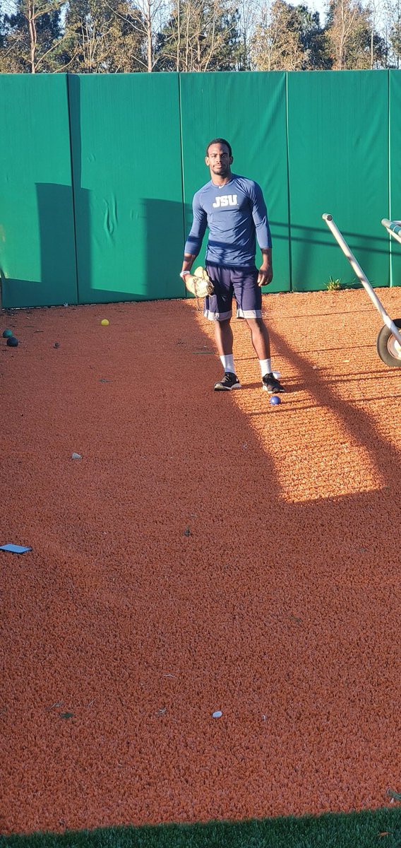 bodean72dec's tweet photo. Lets work Pep T! JSU Baseball back on campus today. Season is right around the corner. Go have some fun Dylan and trust the process. #family #jsubaseball #theeilove #lovemesome17 #ibelieve #traditionandlegacy
@GoJSUTigersBSB @Bwolvesbaseball https://t.co/llx1a7fTvn