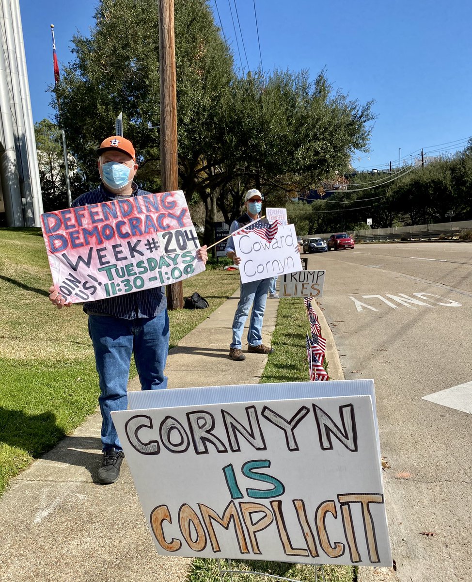 ciaobird's tweet photo. Houston! Democracy in action!Protest Week # 204 #TuesdaysAtCornyns @ Coward John Cornyn’s office #HOU #CountryOverParty #GoodTrouble #VisibleIndivisible #ComplicitCornyn #StandOnEveryCorner #WhyIMarch #SilenceIsNotAnOption #BidenWon #GOPSeditiousTraitors https://t.co/LfEfzBCwAi
