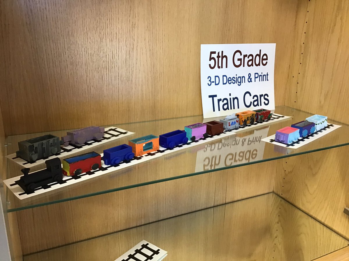 acscp1's tweet photo. 5th grade #3Dprinting project. Hop aboard the SAR RR. #onlyatStAlbanRoe #catholiceducation @tinkercad @monoprice @mrsc_allen @StAlban_School https://t.co/ljTq4bk93O