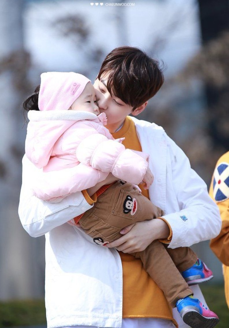 eunwro0's tweet photo. ئەو منداڵەش نەبووم
💔💔💔💔💔💔💔💔💔💔
#SAN_HA
#CHAEUNWOO
#MOONBIN
#ASTRO https://t.co/HhFP31N7fs