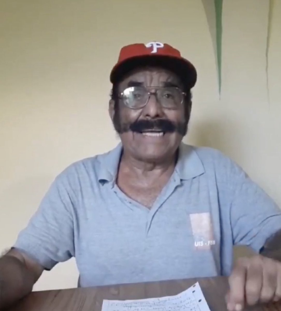 ANT_SOCIALISTAS's tweet photo. El arma secreta del FMLN mister PASMAN 🤣🤣🤣🙈🙈🙈🙈 https://t.co/P850XticFG