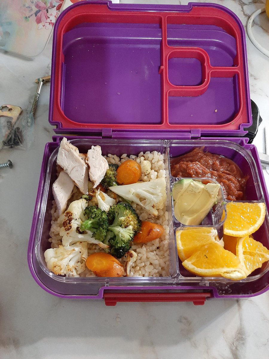 Today my daughter's daycare lunch is roast chicken, brown rice, roast veg, avocado, homemade applesauce and oranges. Other weeks its entirely store-bought, pre-packaged. If you're a parent w  #ADHD, learning to embrace and work with your variable capacity is key.