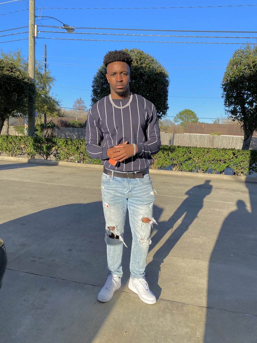 onozie_'s tweet photo. I was a cold dude, I’m getting back to my ways. #FREELD https://t.co/rEQl4YO38y