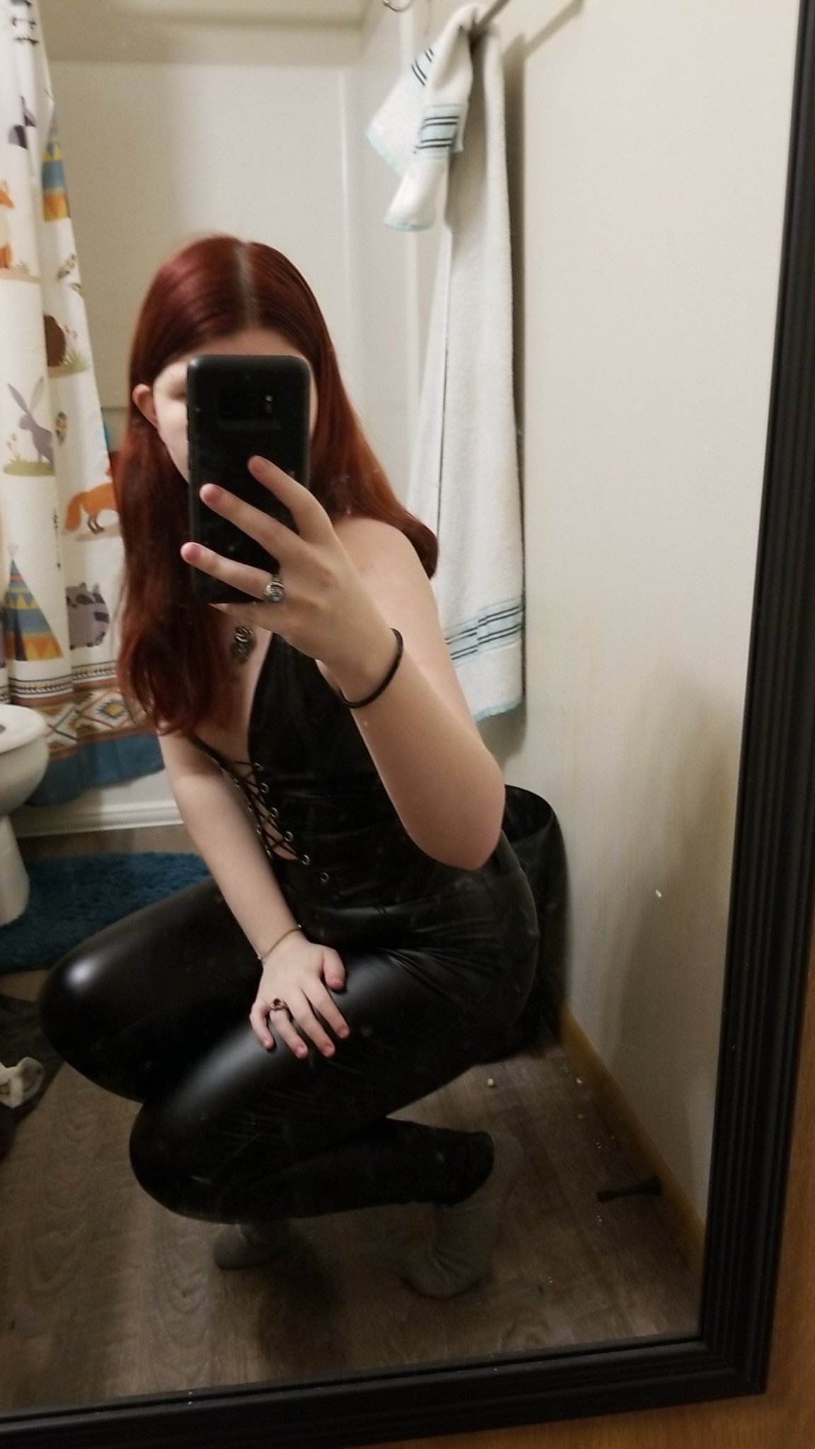 2 pic. My new leather set 🥰😍🥵 if you want to see more pictures, and awesome video content, click on my pornhub link below 😘 https://t.co/6jD8rKxtsU https://t.co/N5CYdBobga
