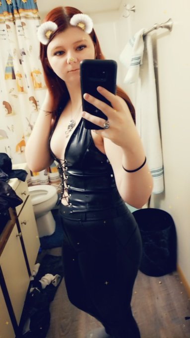 Brand new leather set, will have a lace set and a few others up now, be sure to click the link to check<a href="/tag/pornhub"class="tags"><span>#pornhub</span></a><a href="/tag/phmodel"class="tags"><span>#phmodel</span></a><a href="/tag/verifiedcontent"class="tags"><span>#verifiedcontent</span></a>