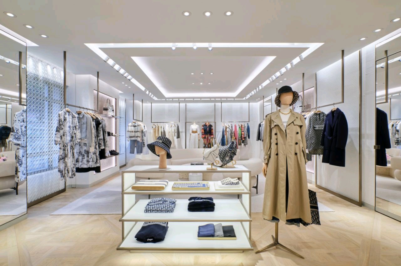 Louis Vuitton, Christian Dior join Hanoi luxury market