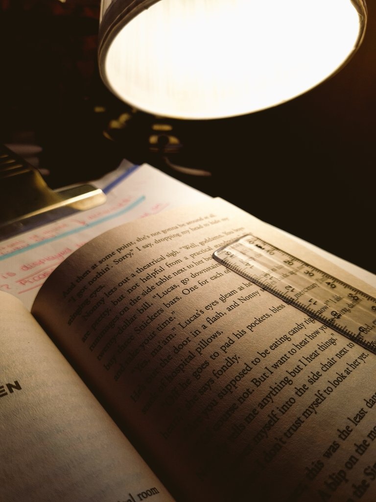 itsmejannai's tweet photo. Karen M. McManus is an incredible author 😍👏 I am really enjoying 'One Of Us Is Lying'. I am looking forwards to taking an AR test on this book . #beseenreading @MissCeney @miss_kdunn @MissPNuttall @AldersleyReadi2 https://t.co/OISBat260a