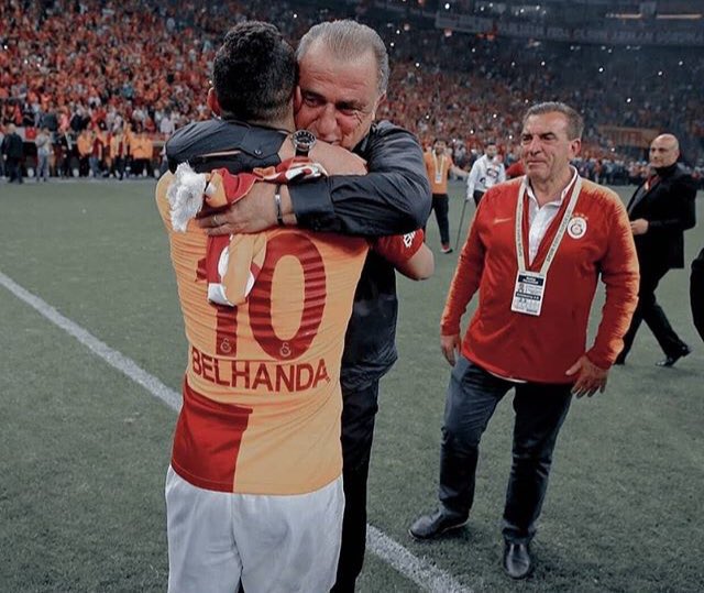 _SiFu_ (@1337_sadd) on Twitter photo Şu çöp yüzünden kendini bitiricen sayın <a href="/fatihterim/">Fatih Terim</a> !!! Belhanda iyi topçu diyen maç izlemeyi bıraksın...sezon sonu bunla sözleşme imzalamak Gs taraftarına ihanettir..
#belhanda #KONvGS #emreakbaba Şu çöp yüzünden kendini bitiricen sayın <a href="/fatihterim/">Fatih Terim</a> !!! Belhanda iyi topçu diyen maç izlemeyi bıraksın...sezon sonu bunla sözleşme imzalamak Gs taraftarına ihanettir..
#belhanda #KONvGS #emreakbaba