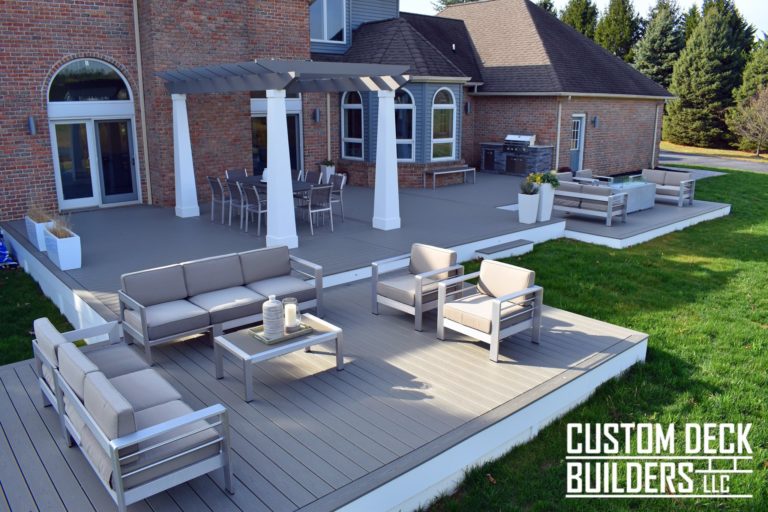 With the cold weather upon us, now is the time to prepare and protect your deck from another harsh winter season. 🏠🌨❄

customdeckbuildersllc.com/how-to-protect…

#Decking #DeckProtection #Patio #ProtectYourPatio #Outdoor #Home #House #Backyard #Garden #Winter #Weather #Pennsylvania #Maryland