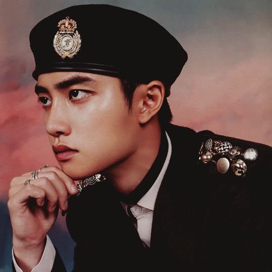 “this crown on this exovelvet” — a thread 