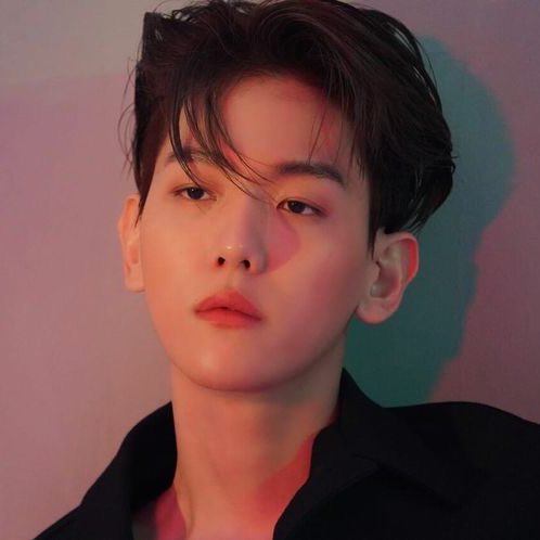 “this crown on this exovelvet” — a thread 