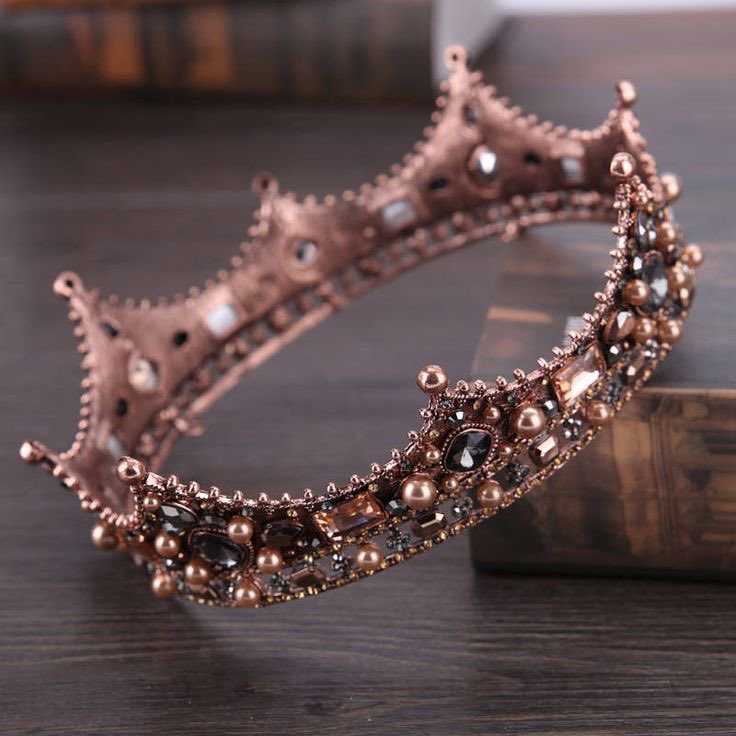 “this crown on this exovelvet” — a thread 