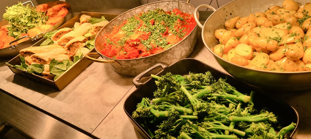 Ben Cook tweet media